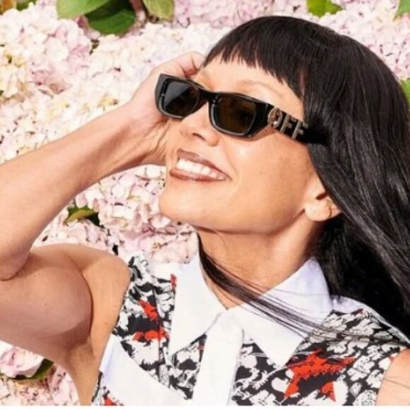 Off-White OERI124 FILLMORE 1055 Rectangle Sunglasses – Black/Green - Picture 2 of 12